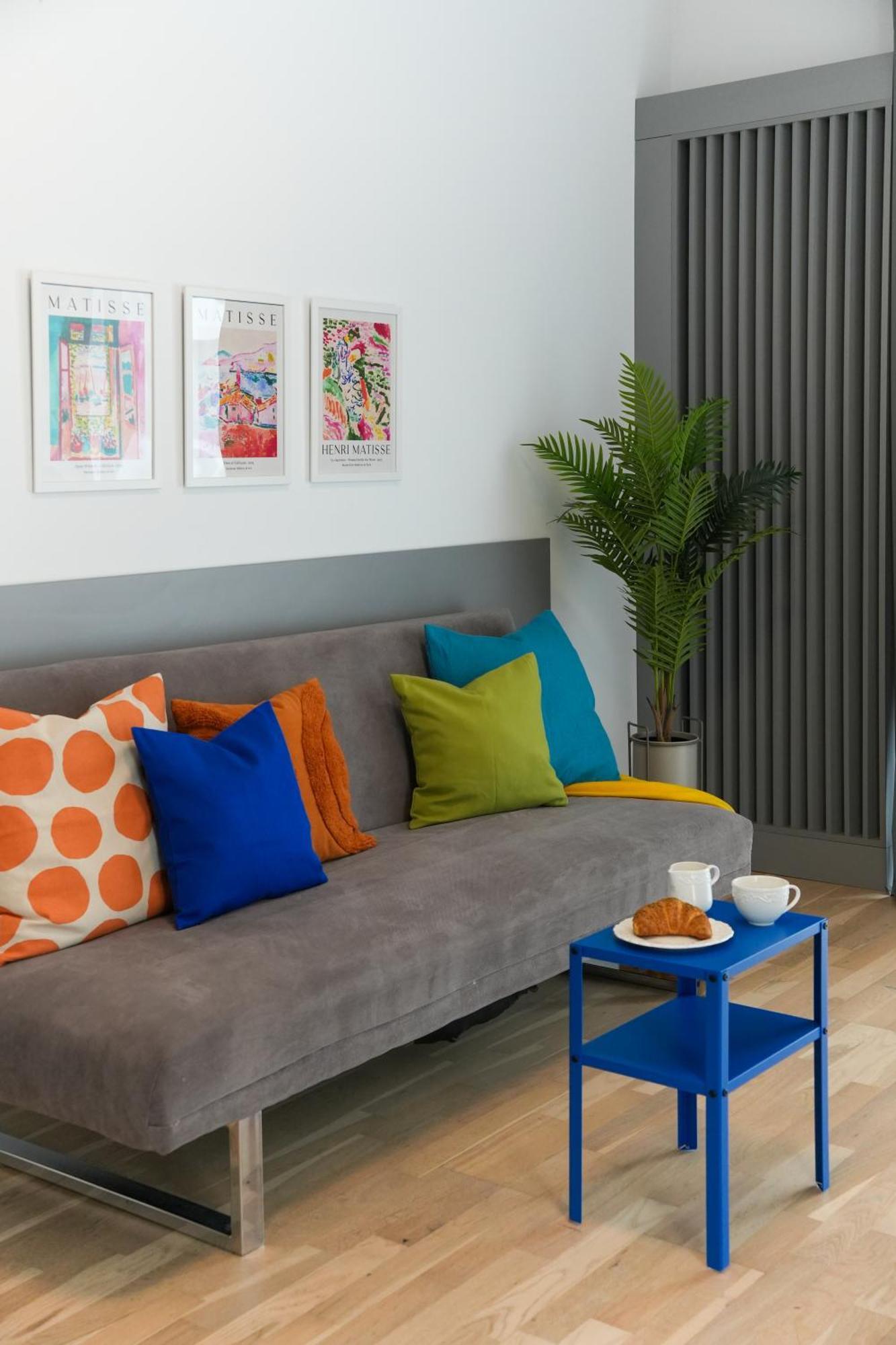 Ana - Cozy & Quiet Apt With Balcony & Garden View Bukares Bagian luar foto